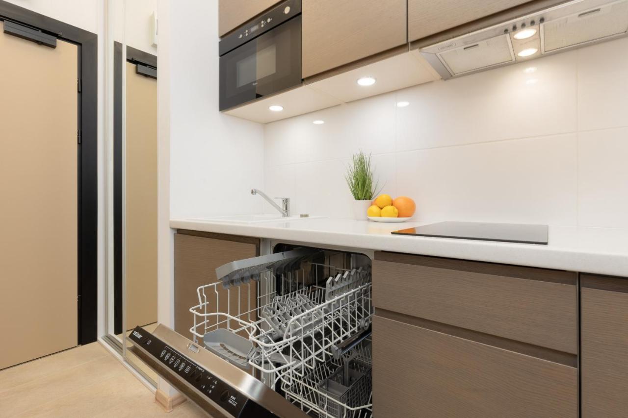 Jerozolimskie 216 With Parking By Renters Apartament